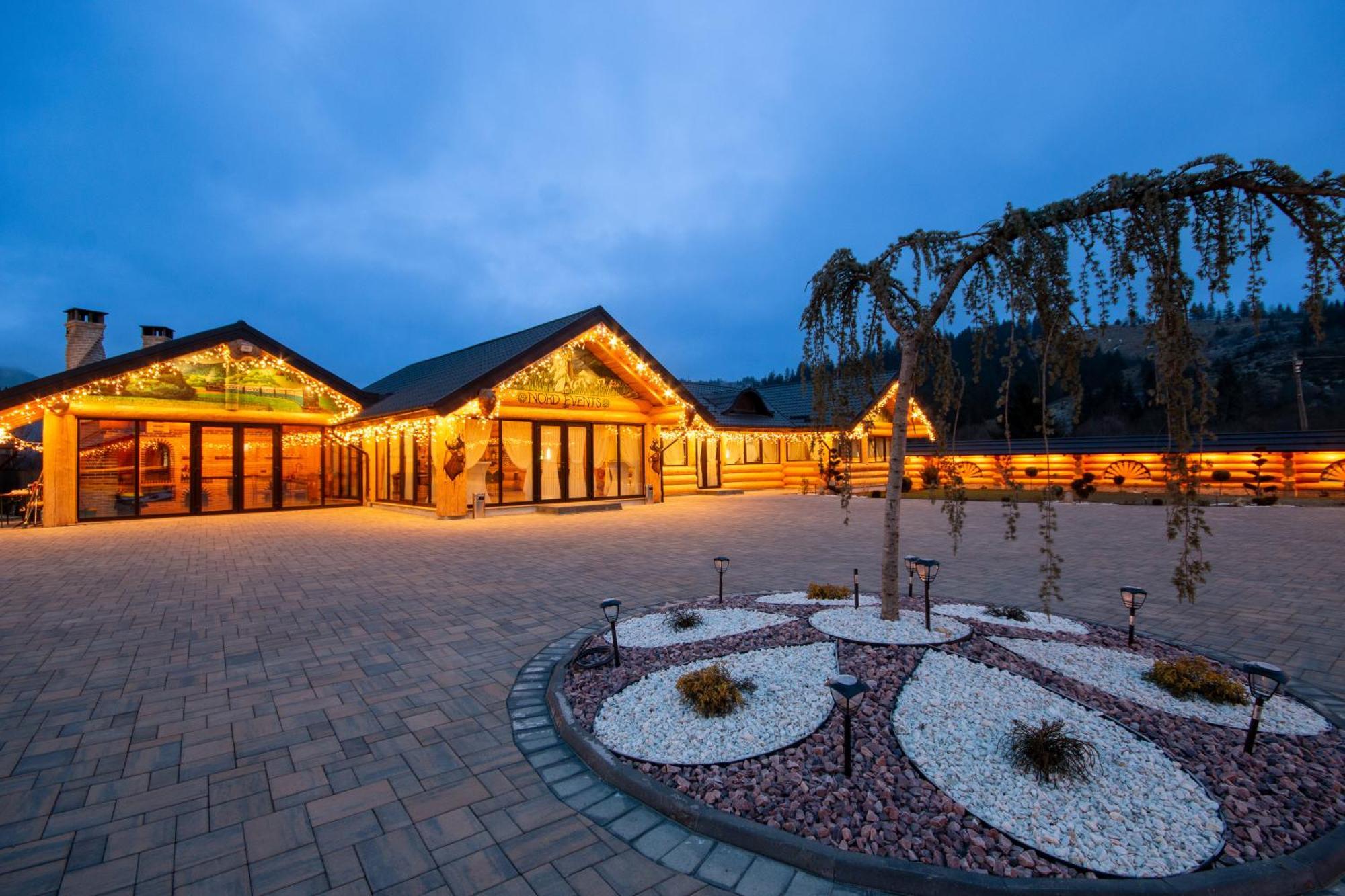 Domeniul Nordului Bucovlna Hotel Vama  Luaran gambar